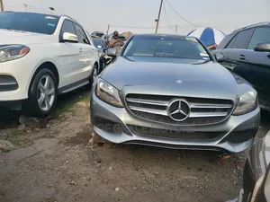 Mercedes-Benz C300 Sport 4Matic Sedan AWD (2.0L 4cyl 7A) 2017 Gray