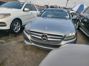 Mercedes-Benz C300 Sport 4Matic Sedan AWD (2.0L 4cyl 7A) 2017 Gray