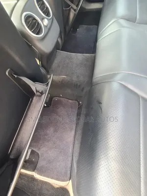 Mercedes-Benz C300 2016 Black