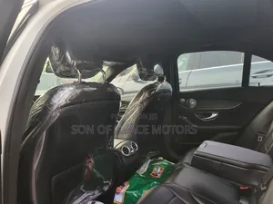 Mercedes-Benz C400 2017 White