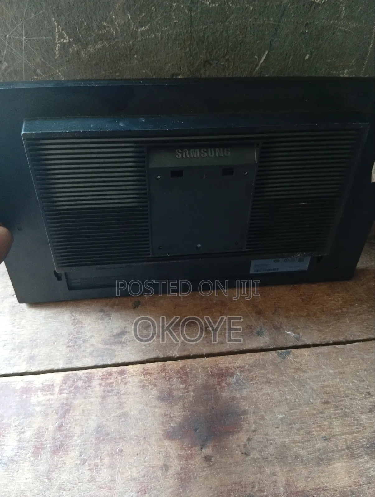 Monitor Flat Screen