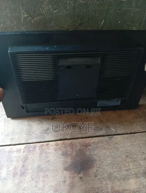 Monitor Flat Screen