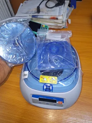 Mini Centrifuge
