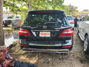 Mercedes-Benz M Class ML350 4dr SUV (3.5L 6cyl 7A) 2015 Black