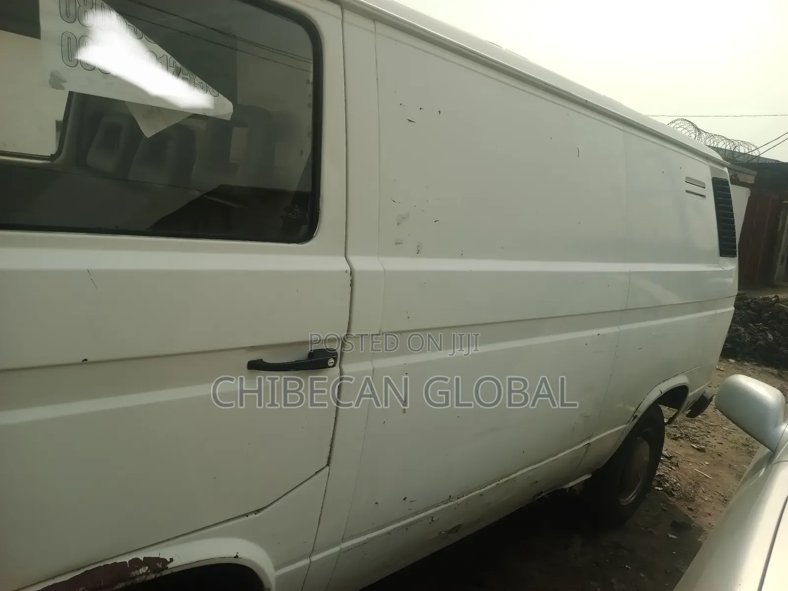 Volkswagen Transporter 1995 White