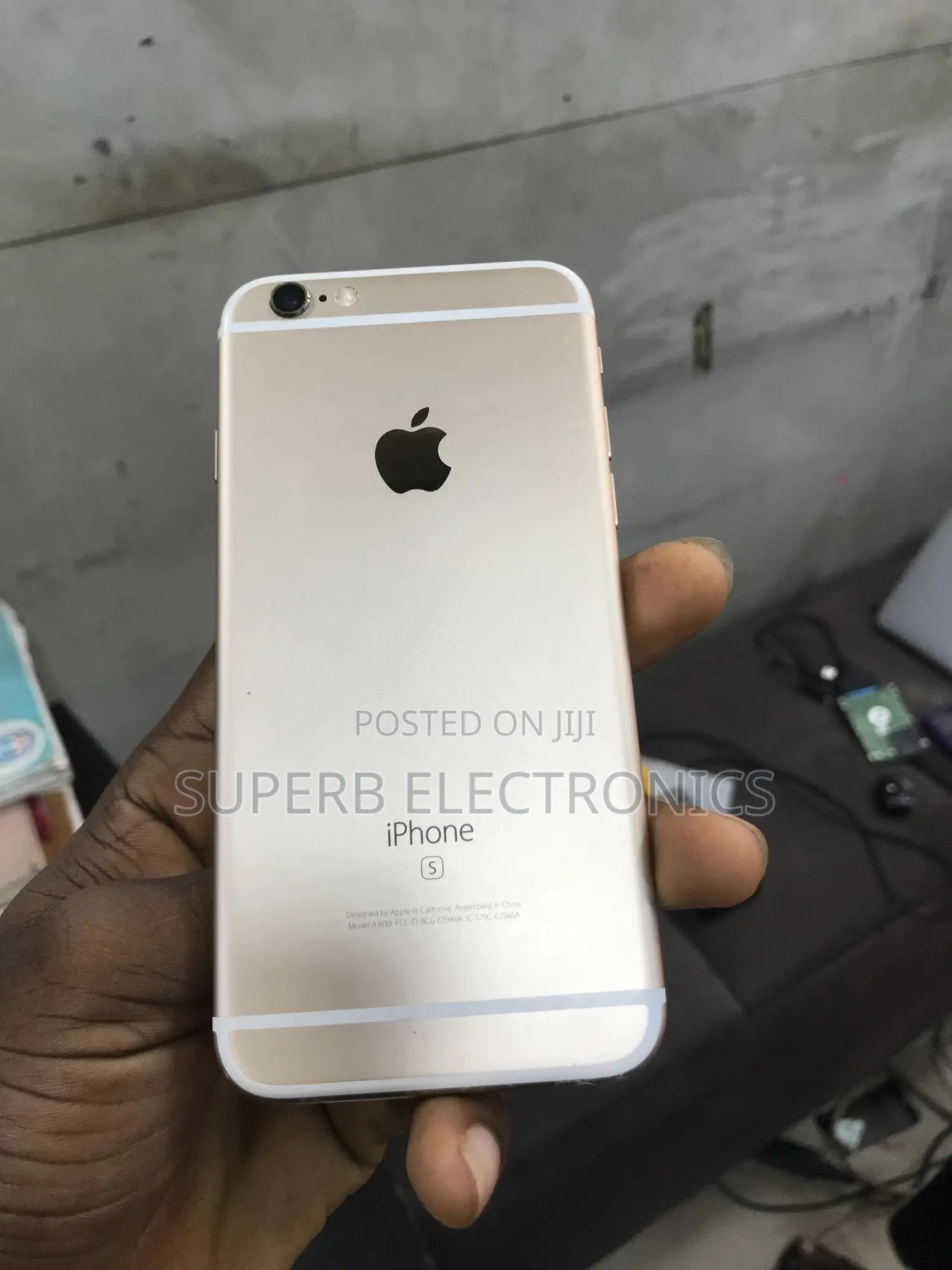 Apple iPhone 6s 32 GB Silver