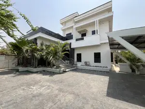 2bdrm Duplex in Surram Estate, Lugbe District for rent