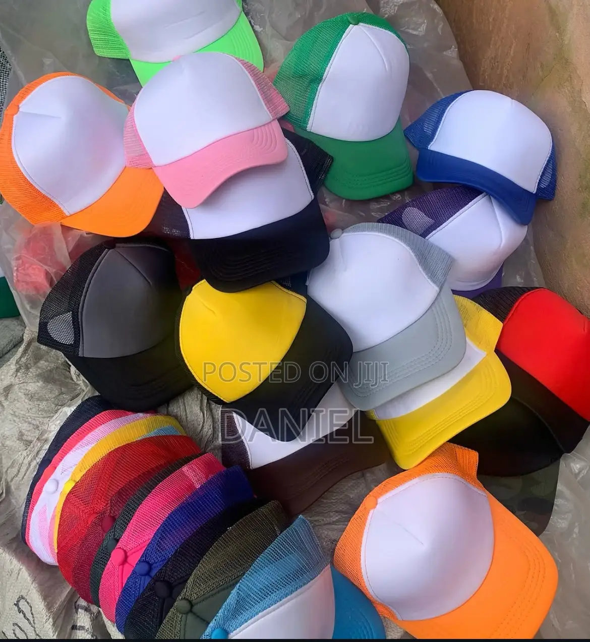 Plain Caps