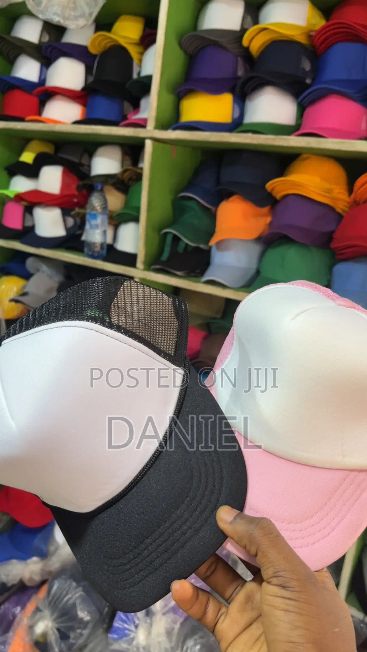 Plain Caps
