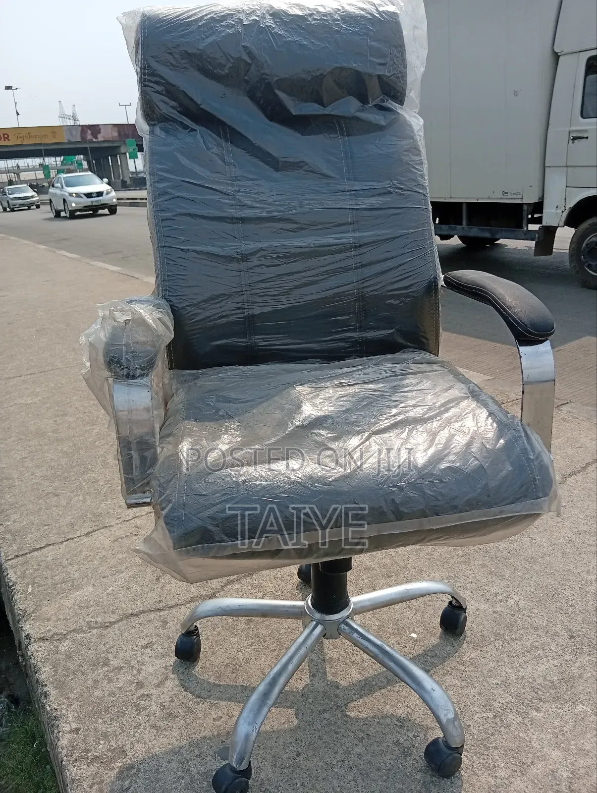 Executive Office Chair