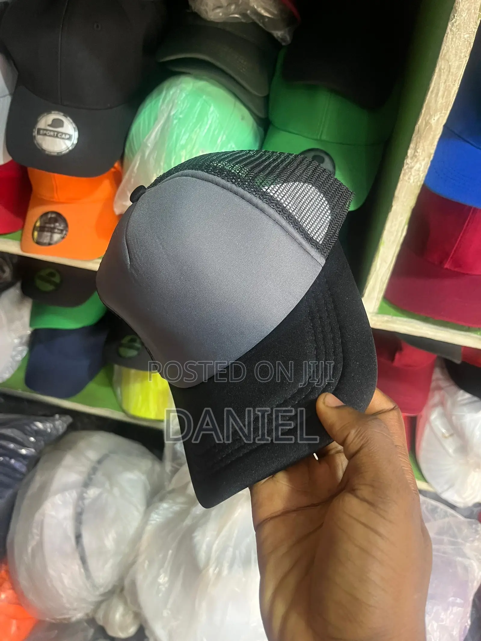 Plain Caps