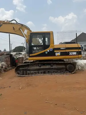 320bl Excavator