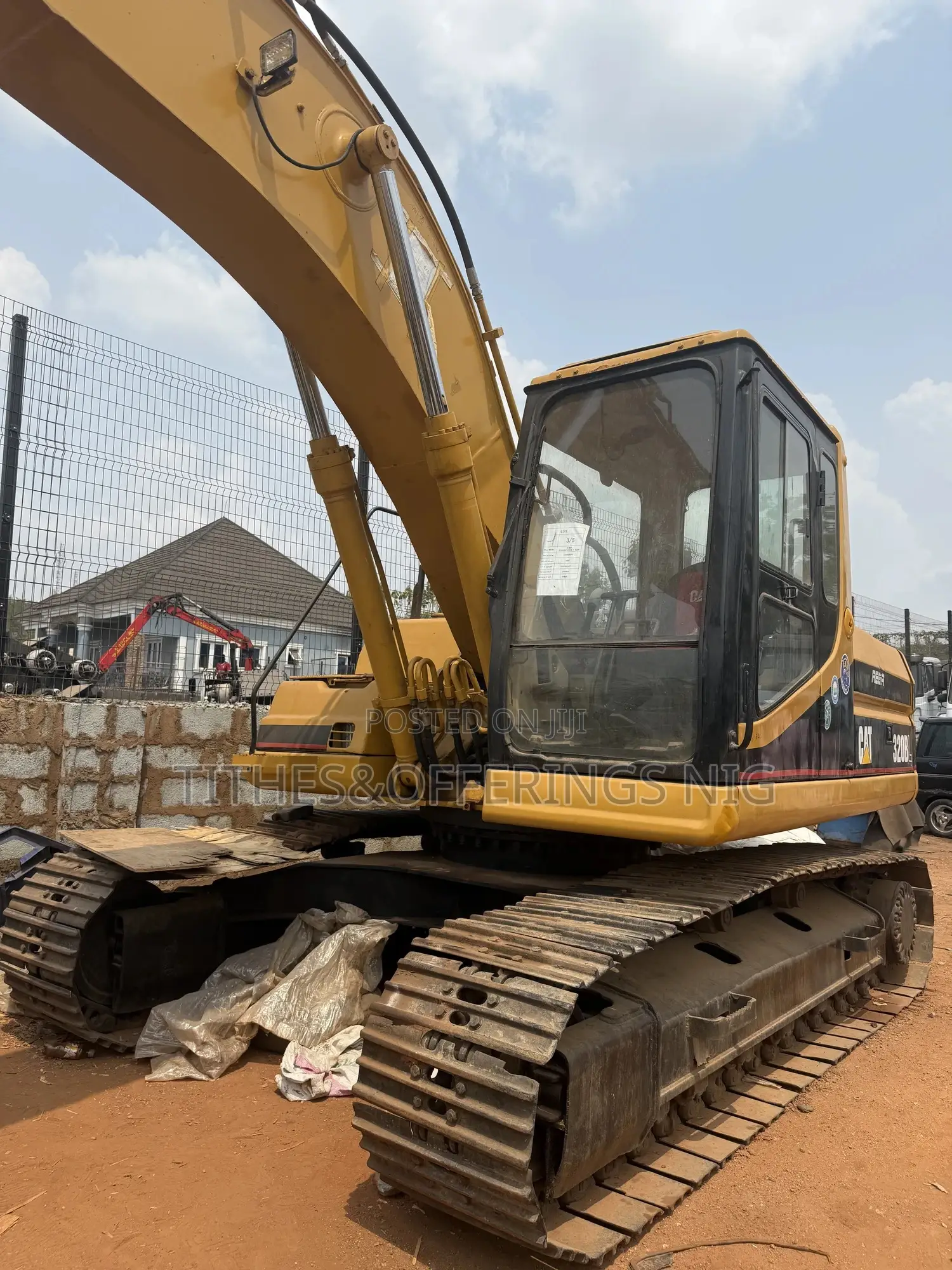 320bl Excavator