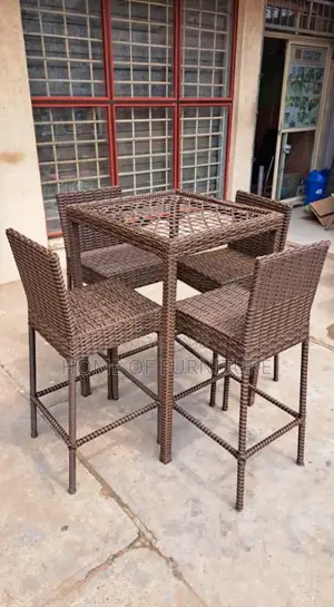 4 Rattan Chairs and Center Table Set–Complete Outdoor/Indoor Furniture