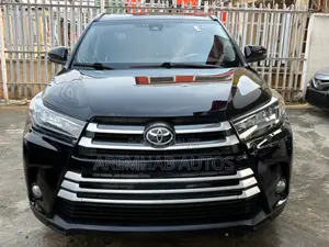 Toyota Highlander SE 4x4 V6 (3.5L 6cyl 8A) 2017 Black