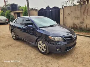 Toyota Corolla 2012 Blue