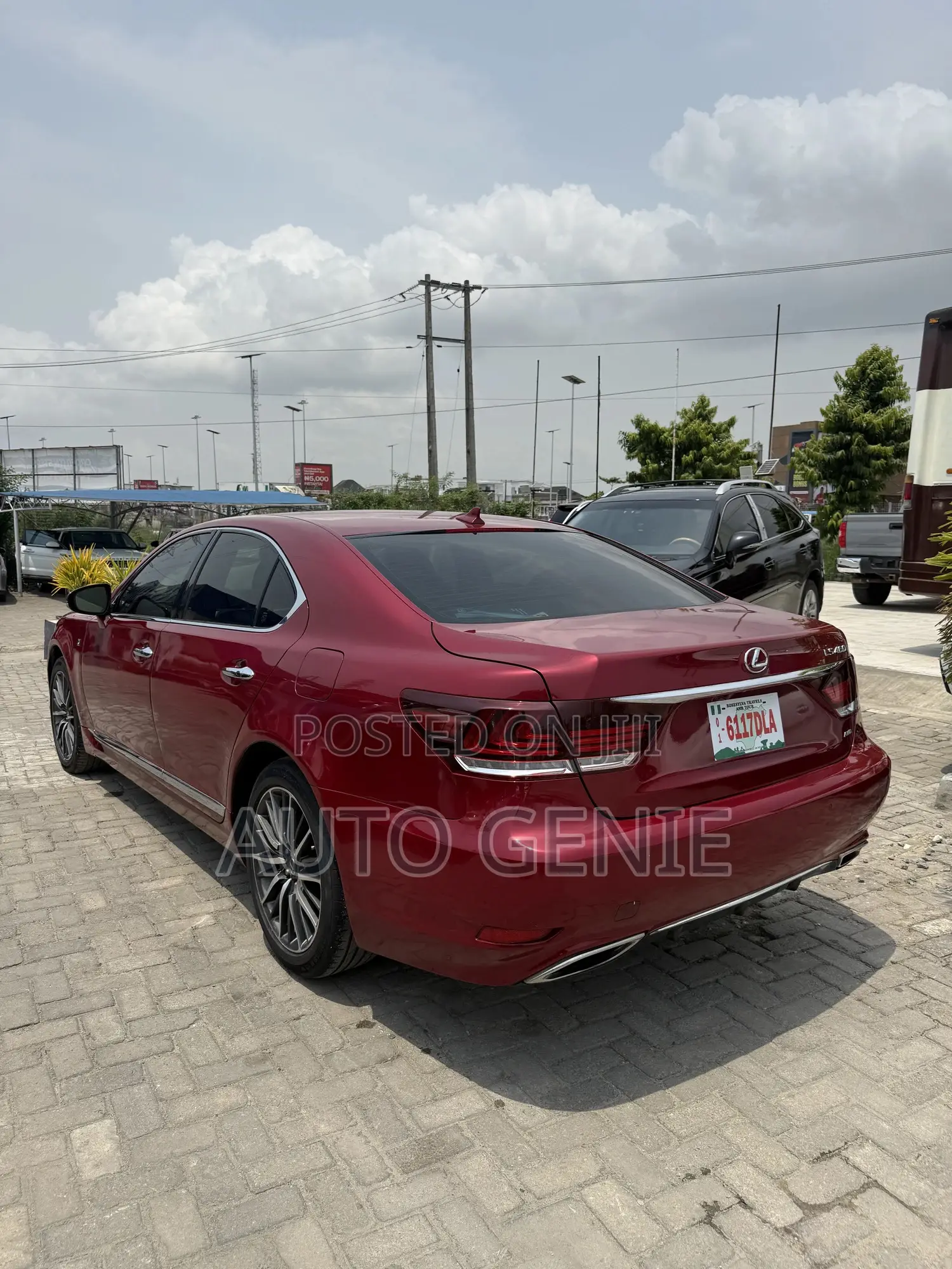Lexus LS 460 AWD 2013 Red