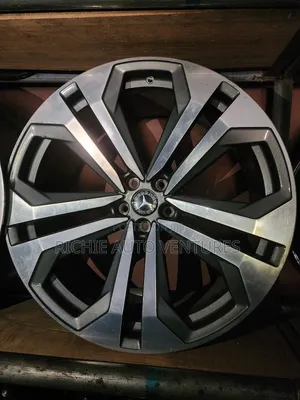Original  22inch Gle63 Rim.