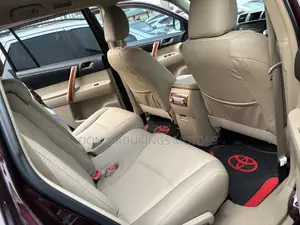 Toyota Highlander Limited 2012 Burgundy