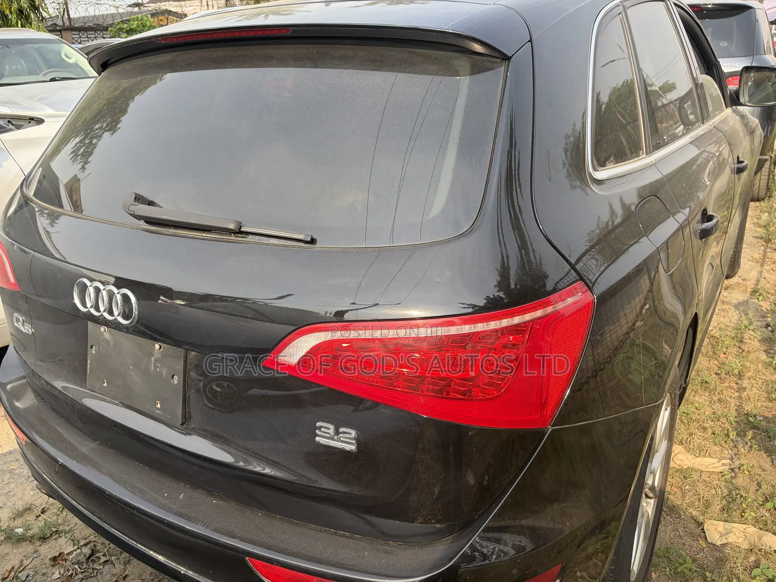 Audi Q5 2010 Black