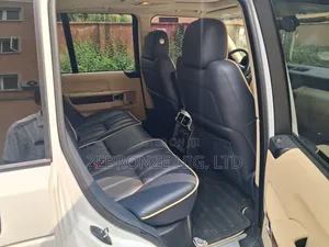 Land Rover Range Rover HSE 2012 White