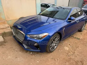 Genesis G70 2019 Blue