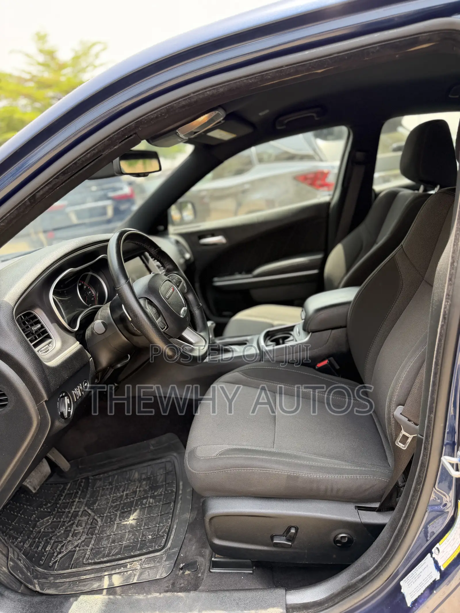 Dodge Charger 2018 Blue