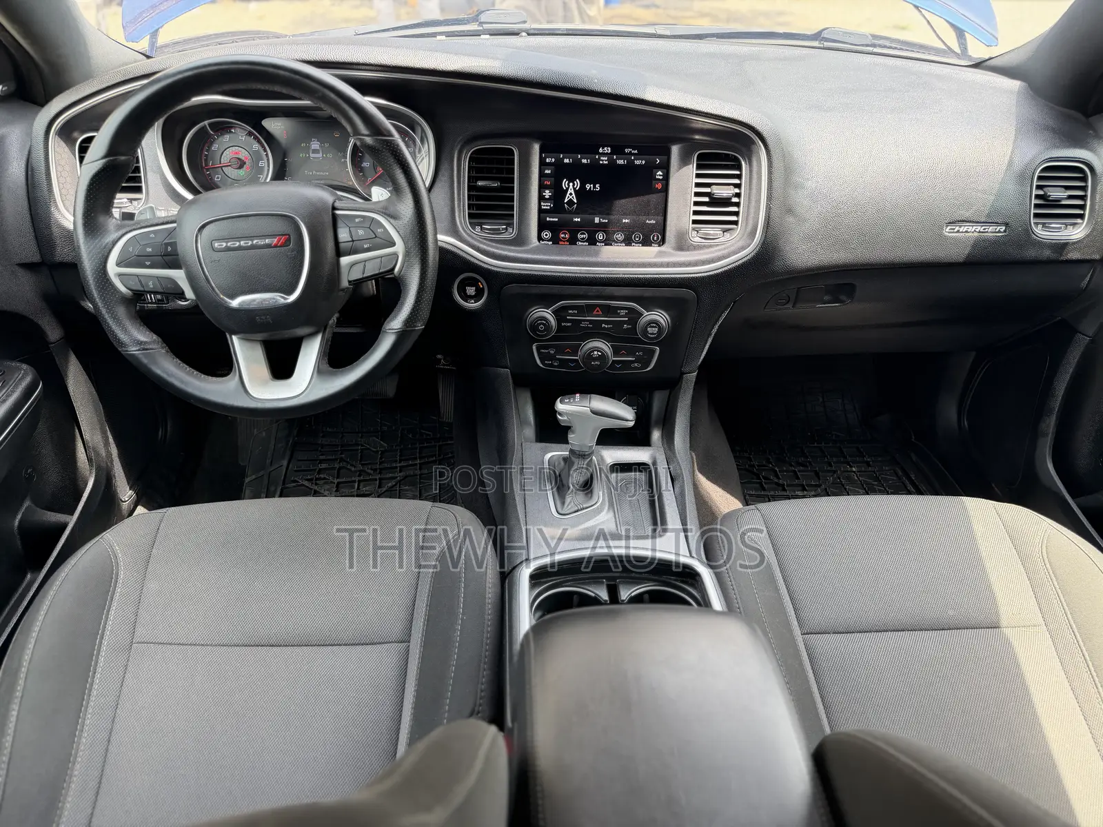 Dodge Charger 2018 Blue