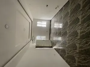 2bdrm Apartment in Ikota for rent