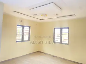 Furnished 1bdrm Block of Flats in Ahamadiya Oju Ore for rent