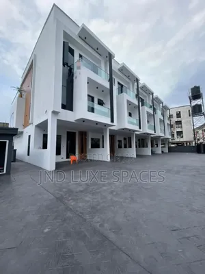 4bdrm Townhouse/Terrace in Osapa london for sale