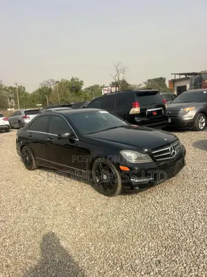 Mercedes-Benz C300 Sport 4Matic Sedan AWD (3.5L 6cyl 7A) 2013 Black