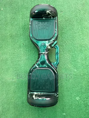 White Black Hoverboard With Bluetooth,Led Lights and 6.5-Inch Tires