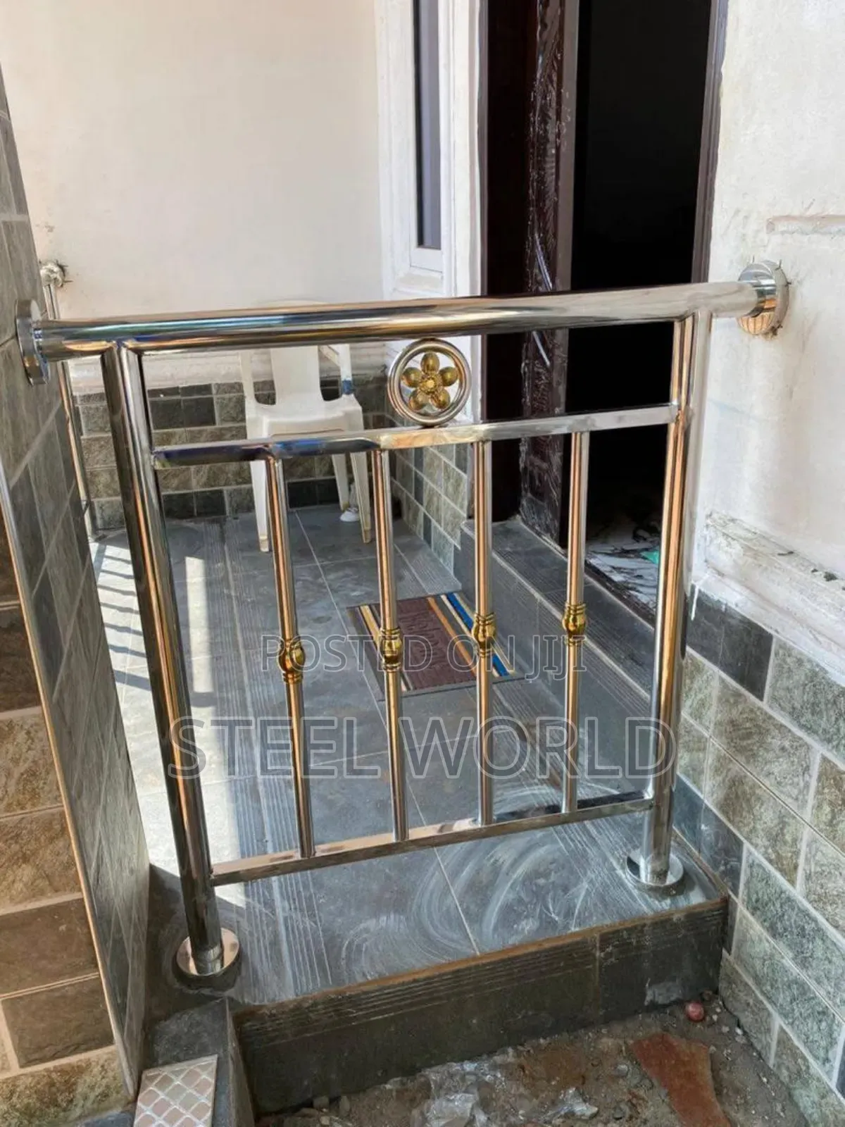 Everlasting Handrail