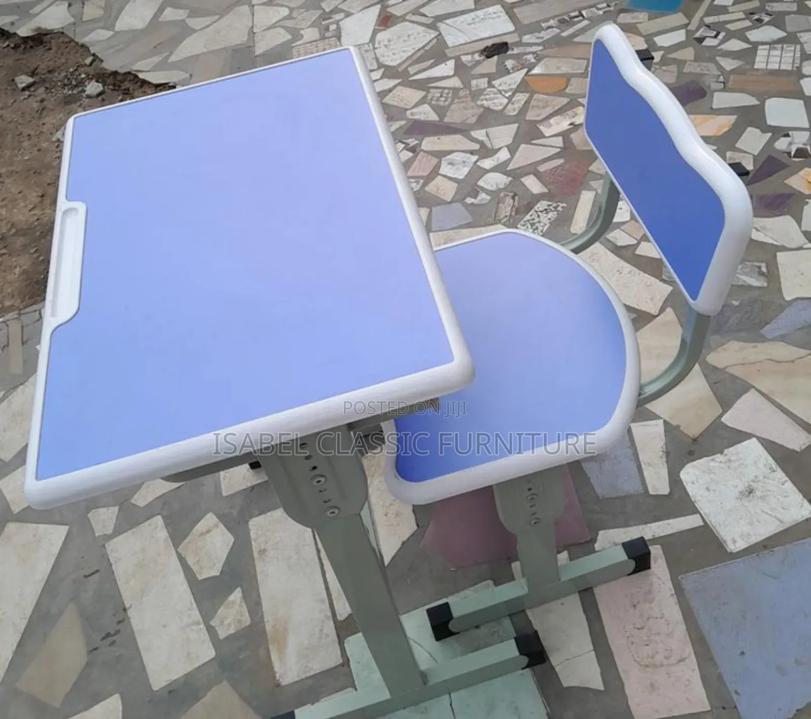 Student Chair's Available