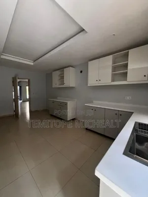 4bdrm Townhouse / Terrace in Main Jabi for rent