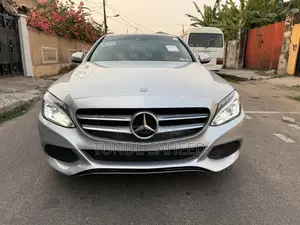 Mercedes-Benz C300 Luxury 4Matic Sedan AWD (2.0L 4cyl 7A) 2016 Silver
