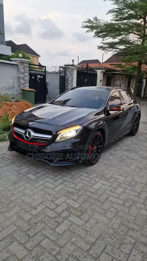 Mercedes-Benz GLA-Class 2016 Black