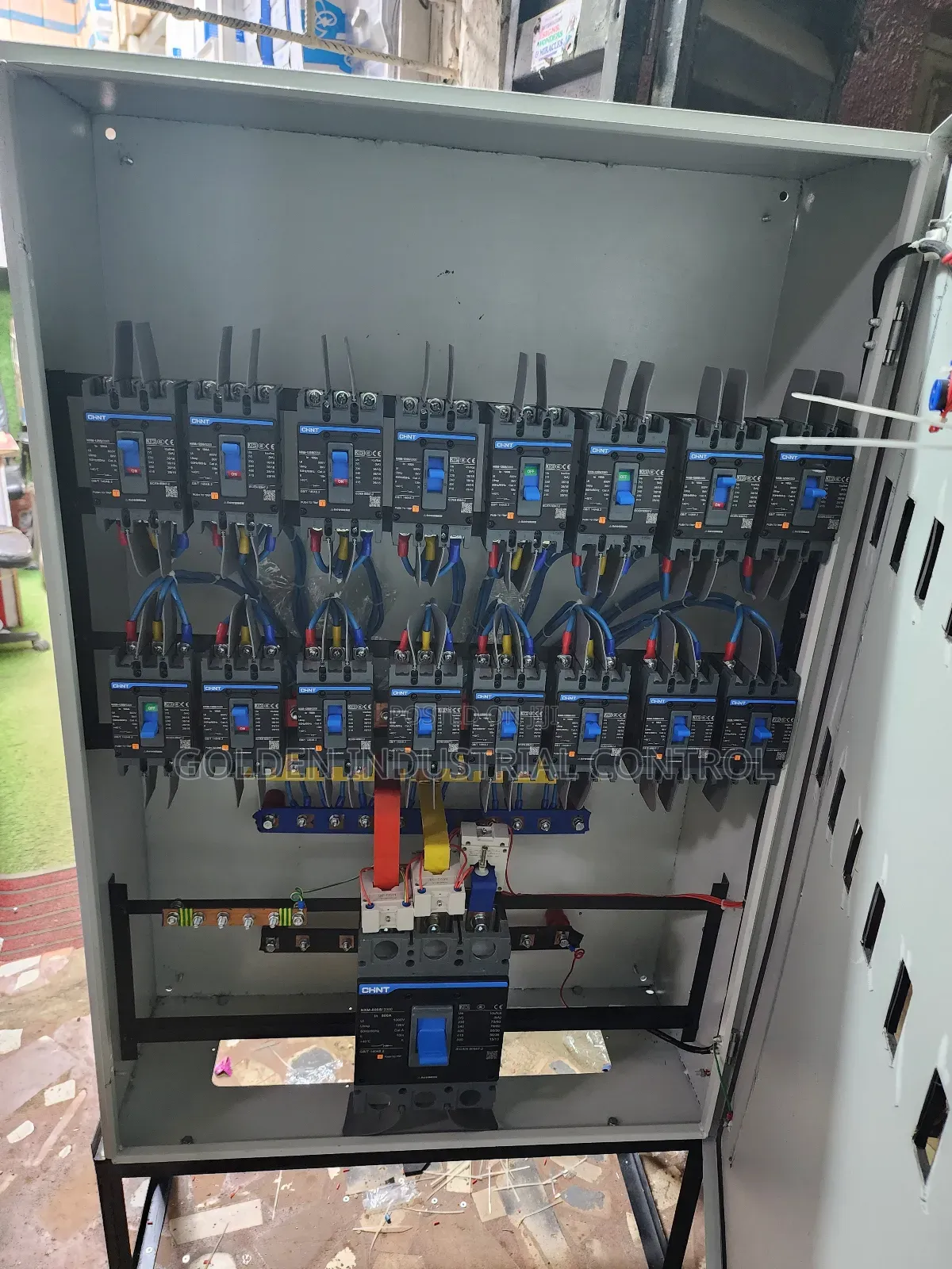 Distribution Panel