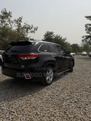 Toyota Highlander Limited V6 4x2 (3.5L 6cyl 6A) 2016 Black