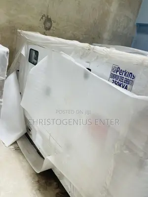 England 250kva Soundproof Perkins