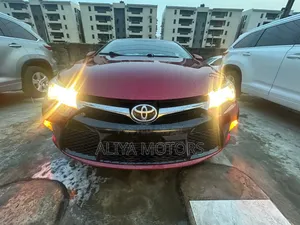 Toyota Camry 2017 Red