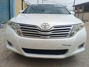 Toyota Venza LE 2012 White