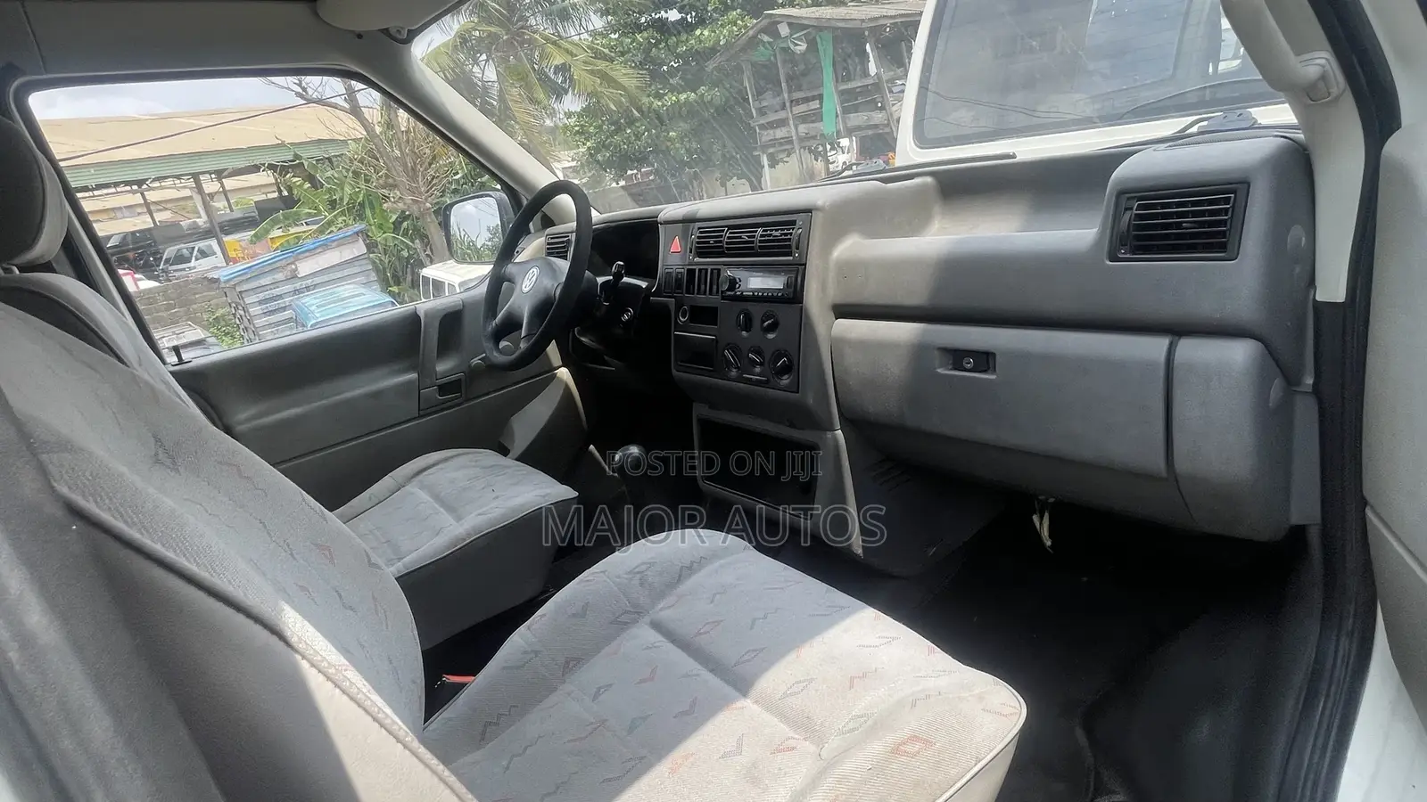 Volkswagen Transporter 2004 White