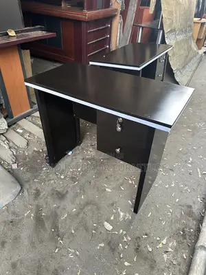 Office Table 3ft With Imported Runner