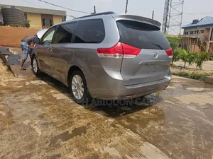 Toyota Sienna LE 7 Passenger 2012 Silver