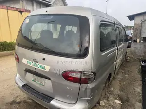 Hyundai H1 2006 Silver