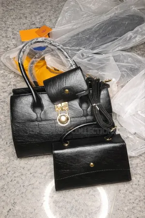 Elegant Corporate Handbag – Clean Classy 3in1 Handbag