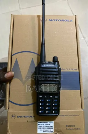 Gp399 Motorola Walkie Talkie Radio For Security