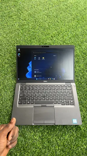 Laptop Dell Latitude 5400 8GB Intel Core i5 SSD 256GB